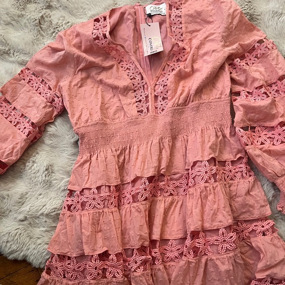 Pink dress peek a boo holes - Picture 1 of 3